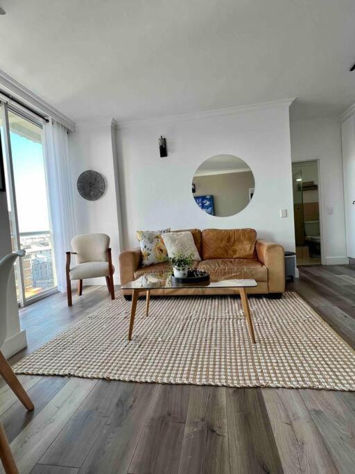 Modern, Trendy And Comfortable 2 Bedroom Apartment In เคปทาวน์ ภายนอก รูปภาพ