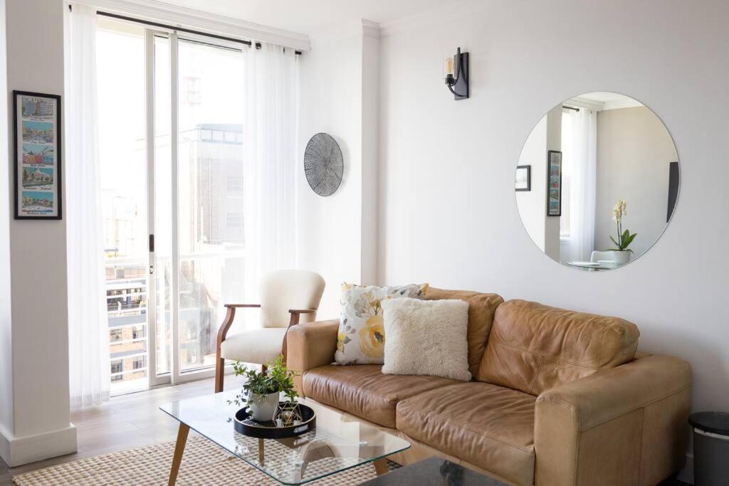 Modern, Trendy And Comfortable 2 Bedroom Apartment In เคปทาวน์ ภายนอก รูปภาพ